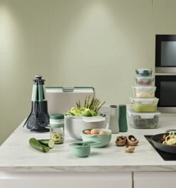 Zout- En Pepermolen, Groen, Set Van 2 Stuks - Joseph Joseph | Editions -Keukengerei Verkoop 1117x1200 2