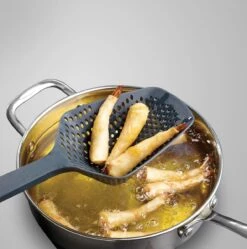 Joseph Joseph Scoop Plus Vergietlepel - Schuimspaan - Frituurschep -Keukengerei Verkoop 1188x1200 2