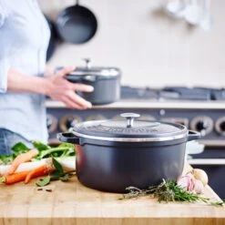 GreenPan Featherweights Braadpan 22cm - Zwart - Inductie - PFAS-vrij 13 GreenPan Featherweights Braadpan 22cm - Zwart - Inductie - PFAS-vrij -Keukengerei Verkoop 1200x1199 6