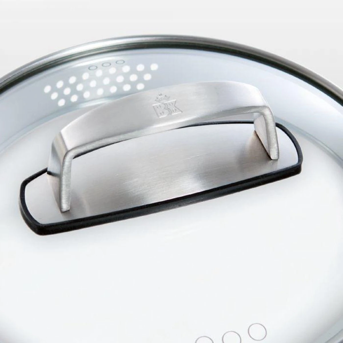 BK Premium+ Pannenset - 9-delig - Veilig Afgietsysteem - Inductie 4 BK Premium+ Pannenset - 9-delig - Veilig Afgietsysteem - Inductie - Afbeelding 4