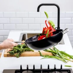 GreenPan Copenhagen Wok Met Extra Handvat 30cm/4.8L 22 GreenPan Copenhagen Wok Met Extra Handvat 30cm/4.8L -Keukengerei Verkoop 1200x1200 383