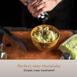 DODANA Premium Peper - & Zoutmolen Elektrisch - 1 Stuk - Pepermolen - Zoutmolen - Oplaadbaar - USB - Elektrische Pepermolen - RVS - Zwaartekracht Functie - LED Lamp - Nl Handleiding - Incl Borsteltje -Keukengerei Verkoop 1200x1200 799