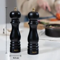 Deleca Luxe Peper En Zoutmolen Set - Met Geschenkdoos - Zout / Pepermolen - Rubberhout - Zwart & Goud -Keukengerei Verkoop 1200x1200 908