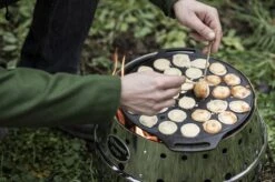 Petromax - Gietijzeren Poffertjes Pan -Keukengerei Verkoop 1200x799 24