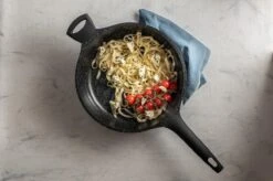 Sola Hapjespan Fair Cooking - Ø 28 Cm - Zwart/wit - Aluminium - Antiaanbaklaag -Keukengerei Verkoop 1200x799 49