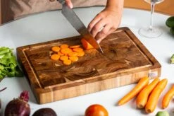 VDN Professionele Snijplank Acacia Hout Met Sapgeul En Handvatten – Hakblok 26x38x3.5 Cm -Keukengerei Verkoop 1200x799 67