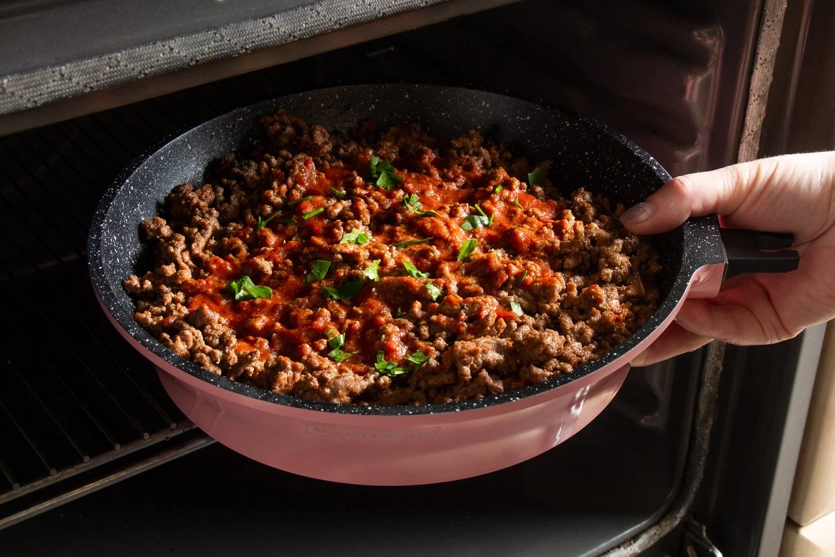 Royalty Line Inductie Pannenset - Luxe 14-delige Pannenset Marmeren Coating - Pannen Met Afneembare Handvaten - Oven-Ready - PFAS-Vrij - Voor Alle Warmtebronnen - Afneembare Koudgrepen - Antiaanbaklaag - Koekenpan Met Glazen Deksels - Roze 4 Royalty Line Inductie Pannenset - Luxe 14-delige Pannenset Marmeren Coating - Pannen Met Afneembare Handvaten - Oven-Ready - PFAS-Vrij - Voor Alle Warmtebronnen - Afneembare Koudgrepen - Antiaanbaklaag - Koekenpan Met Glazen Deksels - Roze - Afbeelding 4