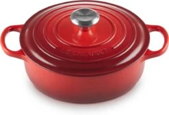 Le Creuset - Gietijzeren - Lage Braadpan - 24cm - Kersenrood -Keukengerei Verkoop 1200x821 3
