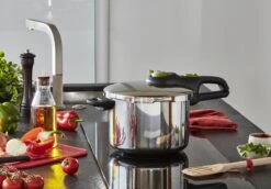 Tefal Secure5 NEO Snelkookpan - 4 Liter - Ø 22 Cm 21 Tefal Secure5 NEO Snelkookpan - 4 Liter - Ø 22 Cm -Keukengerei Verkoop 1200x836 3