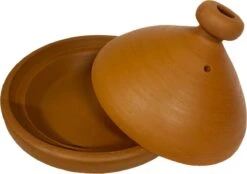 Marokkaanse Authentieke Handgemaakte Aardewerk Tajine Naturel 33 Cm - Ongeglazuurd En Loodvrij -Keukengerei Verkoop 1200x845 1