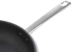 BK Allround Wok Ø 28 Cm - PFAS-vrij 11 BK Allround Wok Ø 28 Cm - PFAS-vrij -Keukengerei Verkoop 1200x882 2