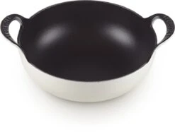 Le Creuset Gietijzeren Balti-pan In Meringue 24 Cm 2,7l -Keukengerei Verkoop 1200x908
