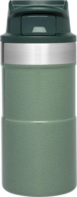 Stanley The Trigger-Action Travel Mug 0,25L - Thermosfles - Hammertone Green -Keukengerei Verkoop 471x1200 3