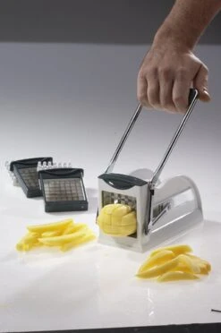 Westmark Sturdy Frietsnijder - Met Drie Messen - Wit -Keukengerei Verkoop 797x1200 2