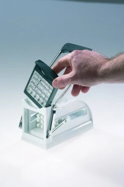 Westmark Sturdy Frietsnijder - Met Drie Messen - Wit -Keukengerei Verkoop 797x1200 3