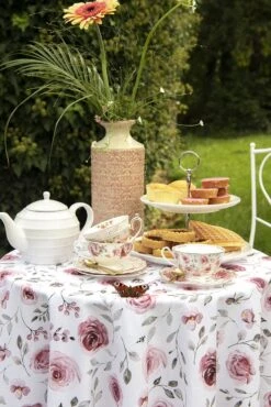 Clayre & Eef Kop En Schotel 200 Ml Roze Wit Porselein Rond Bloemen Servies Cadeau Voor Haar Cappuccino -Keukengerei Verkoop 801x1200 12