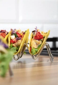 Krumble Taco Houder - Taco En Tortilla Houder Voor 4 Stuks - Serveerschalen - Koken & Tafelen - Kookgerei - Snack- & Tappasschalen - Metaal - Zilver -Keukengerei Verkoop 813x1200 1