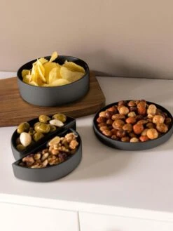 Gusta - Serveerset - 4 Schaaltjes - Zwart - ø14,7x8cm -Keukengerei Verkoop 900x1200 22