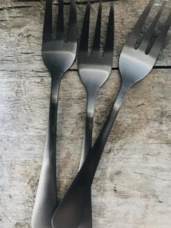 Merkloos Gebaksvorkje - Dessertvorkje ZWART - 6 Stuks - Koffie - Roestvrijstaal - Geslepen - RVS - Mat - Vaatwasserbestendig - Vaatwasser - Hoge Kwaliteit Servies - Koffielepel - Ijslepel - Dessertvork - Dessert -Keukengerei Verkoop 900x1200 3